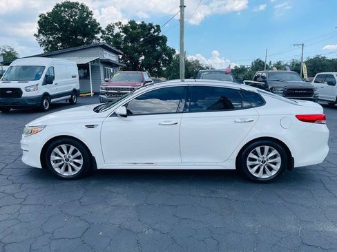 Used 2016 Kia Optima EX w/ Premium Package FWD image 6