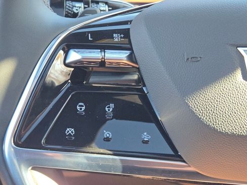 New 2026 Cadillac Escalade Luxury w/ Touring Package image 38