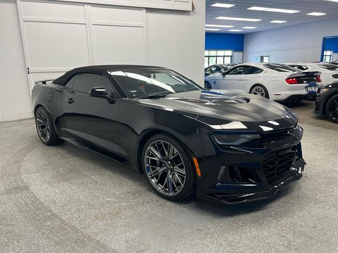 Used 2022 Chevrolet Camaro ZL1 RWD image 38