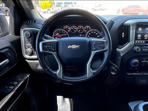 Used 2021 Chevrolet Silverado 1500 LT AWD/4WD image 6