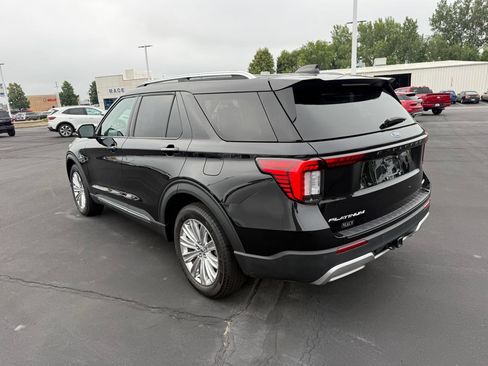 Used 2025 Ford Explorer Platinum w/ LUX Leather Package AWD/4WD image 4