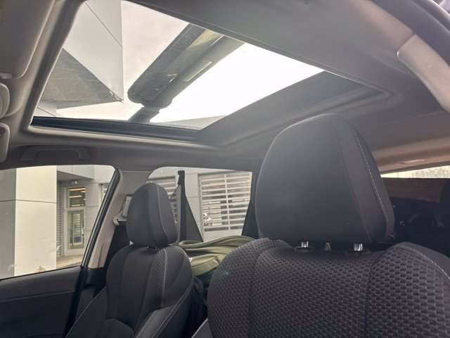 Used 2019 Subaru Forester Premium AWD/4WD image 8