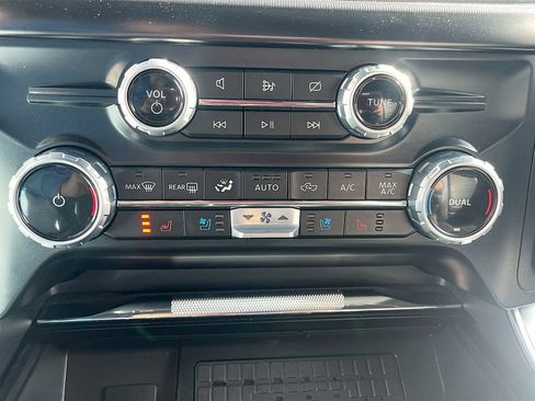 Used 2023 Ford F150 Platinum w/ Equipment Group 701A High image 16