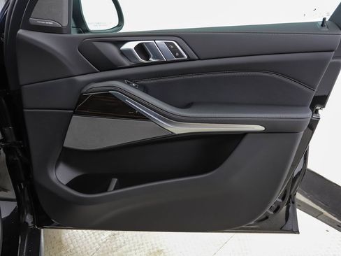 New 2026 BMW X5 xDrive40i w/ Premium Package AWD/4WD image 29