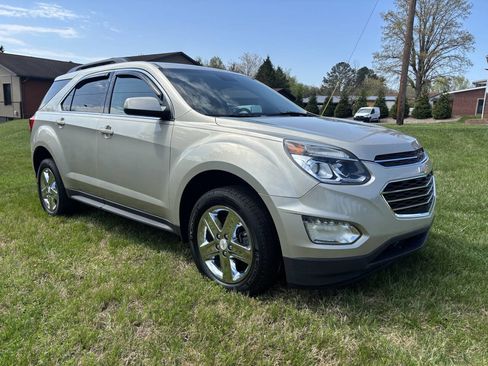 Used 2016 Chevrolet Equinox LT w/ Convenience Package image 5