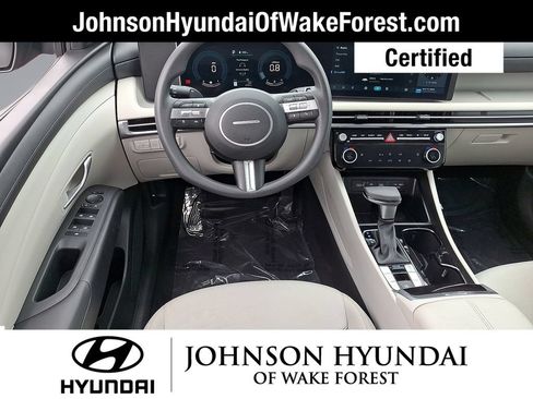 Certified 2025 Hyundai Tucson SEL FWD image 21