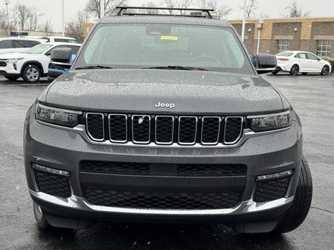 Used 2022 Jeep Grand Cherokee L Limited image 18