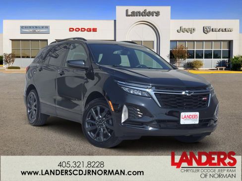 Used 2023 Chevrolet Equinox RS image 1