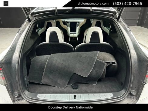 Used 2017 Tesla Model X 100D image 41