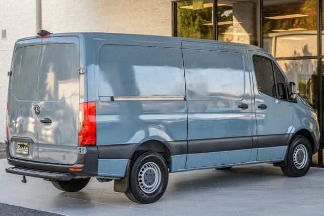 Used 2021 Mercedes-Benz Sprinter 2500 w/ Premium Package image 8