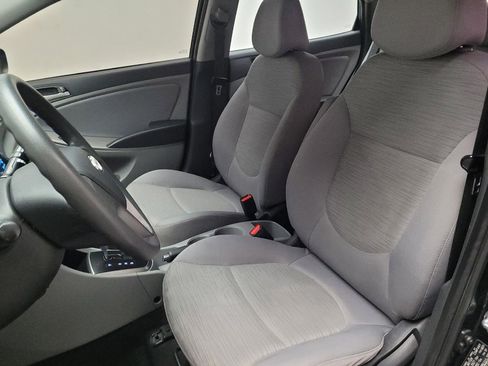 Used 2017 Hyundai Accent SE FWD image 17