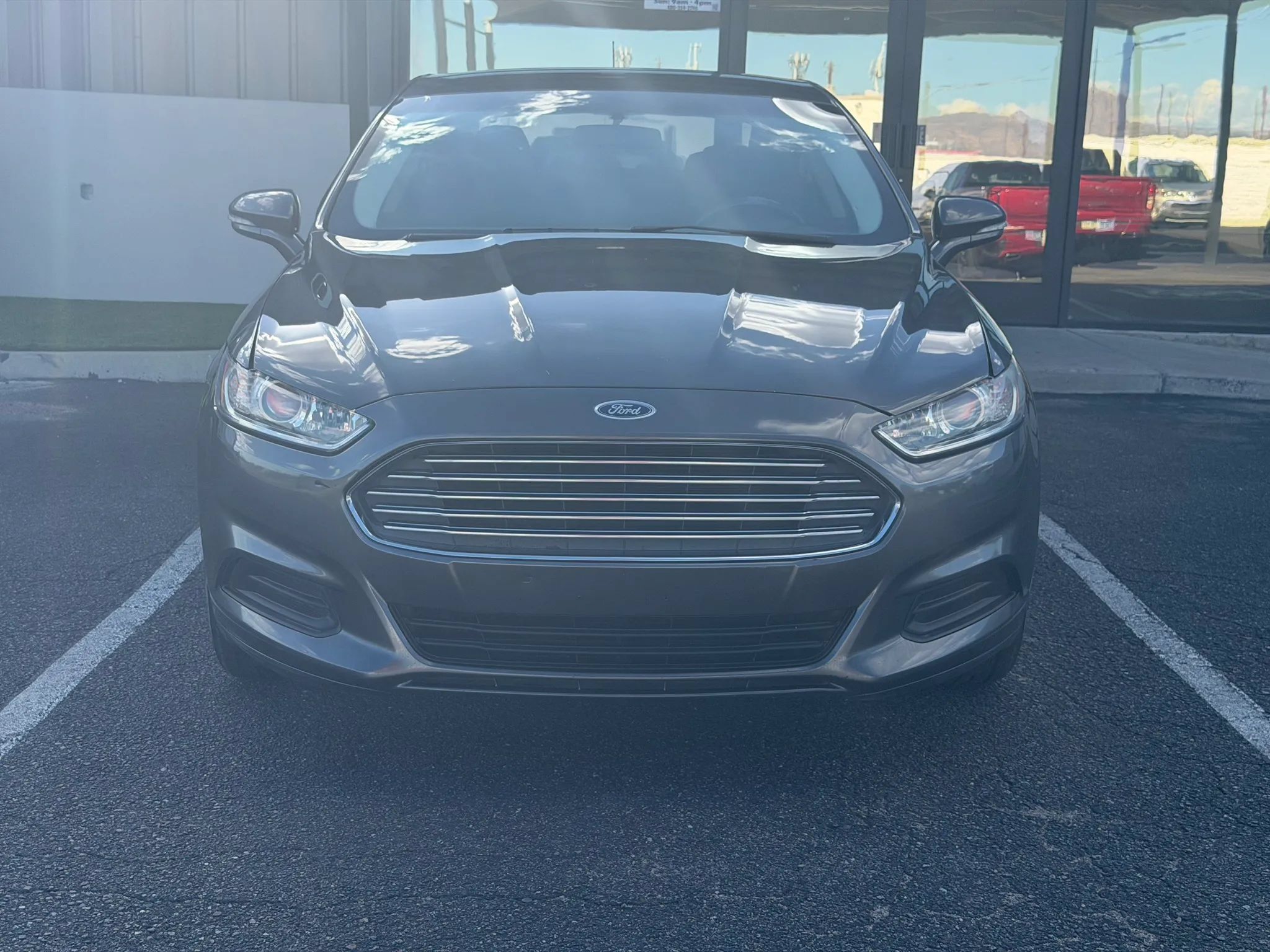 Used 2016 Ford Fusion SE FWD image 13