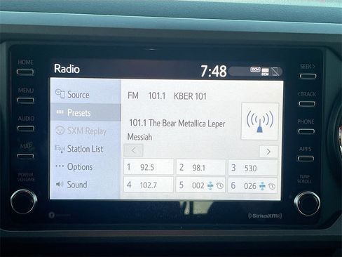 Used 2020 Toyota Tacoma TRD Sport w/ Technology Package image 15