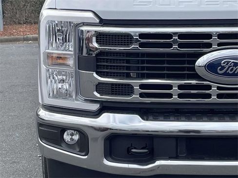 New 2026 Ford F350 XL w/ XL Chrome Package image 36
