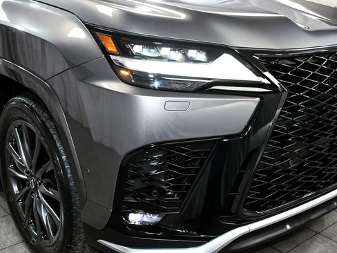 Used 2025 Lexus LX 700h F Sport AWD/4WD image 95