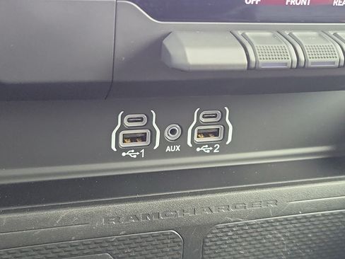 Used 2025 RAM 1500 Big Horn RWD image 21