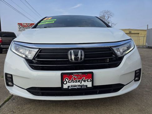 Used 2022 Honda Odyssey EX image 3