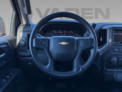 Used 2022 Chevrolet Silverado 1500 Custom image 13