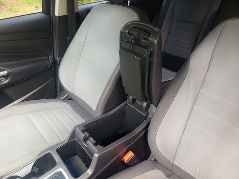 Used 2019 Ford Escape S FWD image 39