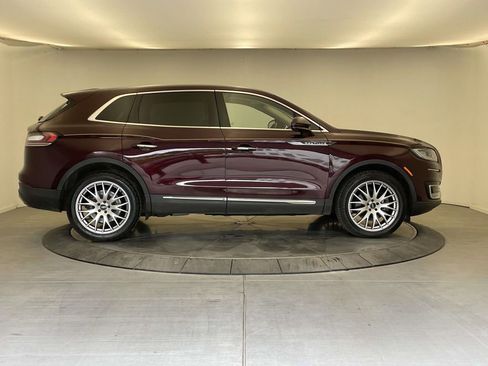 Used 2019 Lincoln Nautilus Reserve AWD/4WD image 6