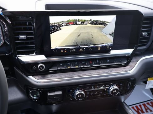 New 2026 GMC Sierra 1500 SLT w/ SLT Premium Plus Package image 22