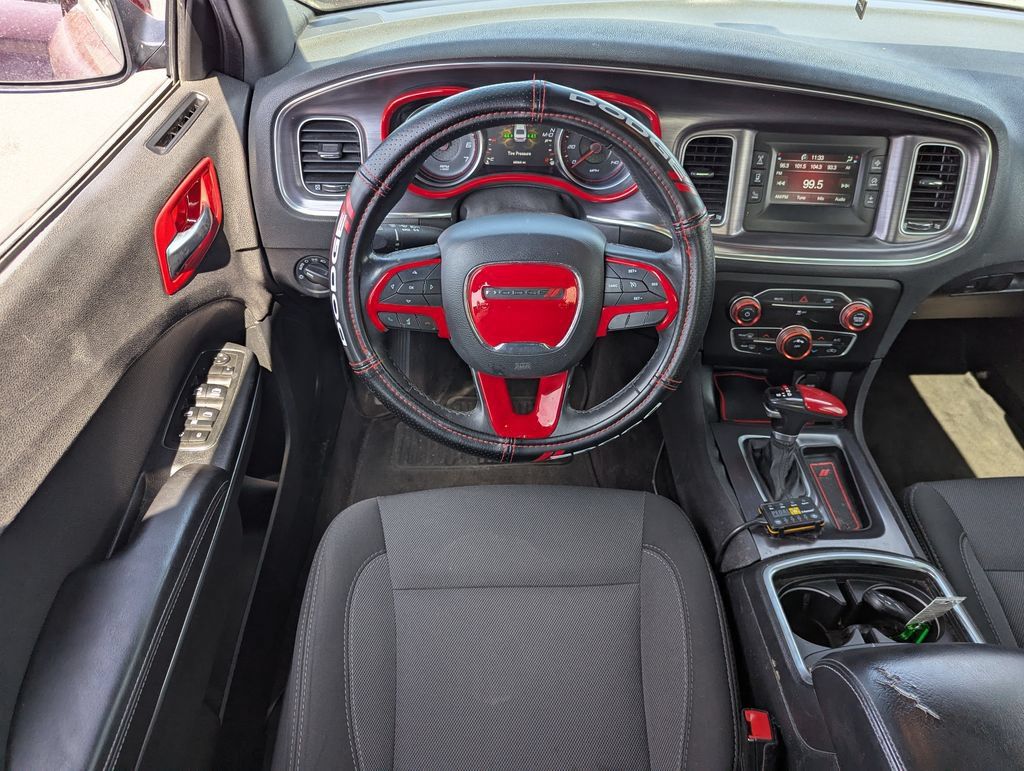 Used 2017 Dodge Charger SE RWD image 25