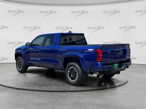 Used 2024 Toyota Tacoma TRD Sport AWD/4WD image 5