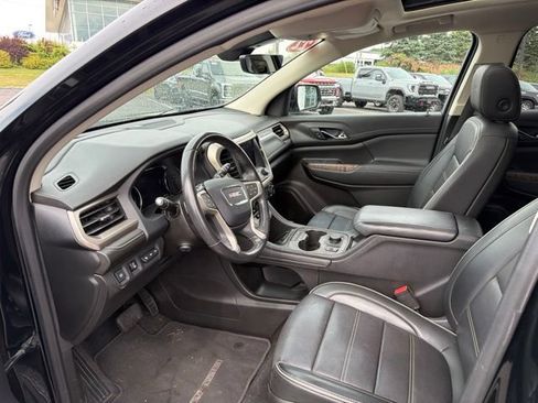 Used 2022 GMC Acadia Denali w/ Denali Ultimate Package AWD/4WD image 25