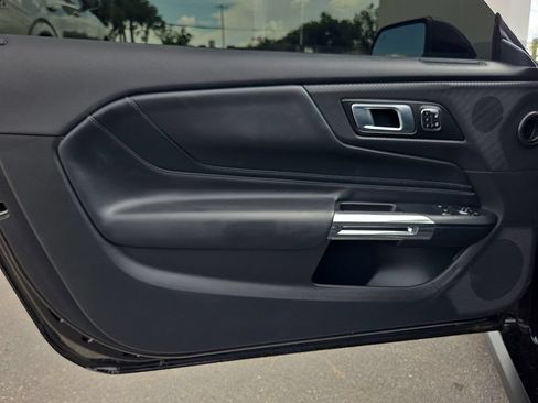 Used 2025 Ford Mustang GT Premium RWD image 13