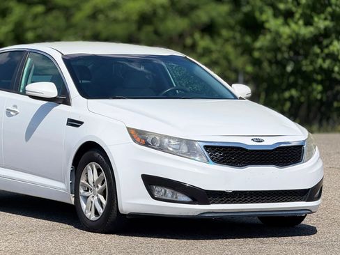 Used 2013 Kia Optima LX FWD image 15