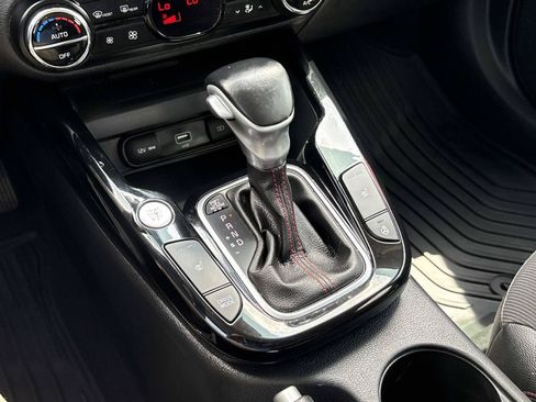Used 2021 Kia Soul Turbo FWD image 31