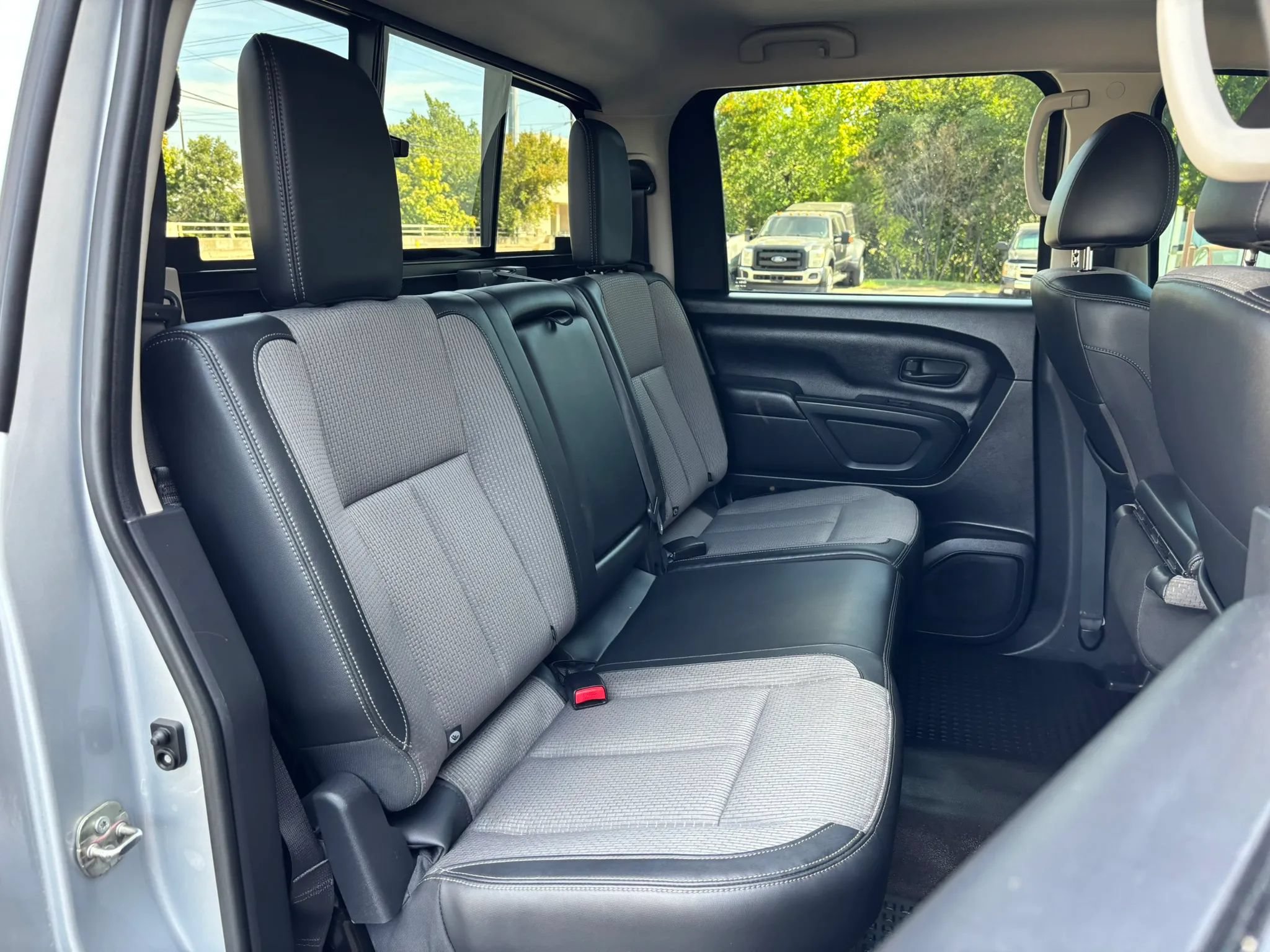 Used 2019 Nissan Titan S w/ S Utility Package RWD image 48