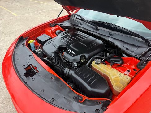 Used 2019 Dodge Charger SXT w/ Plus Group RWD image 37
