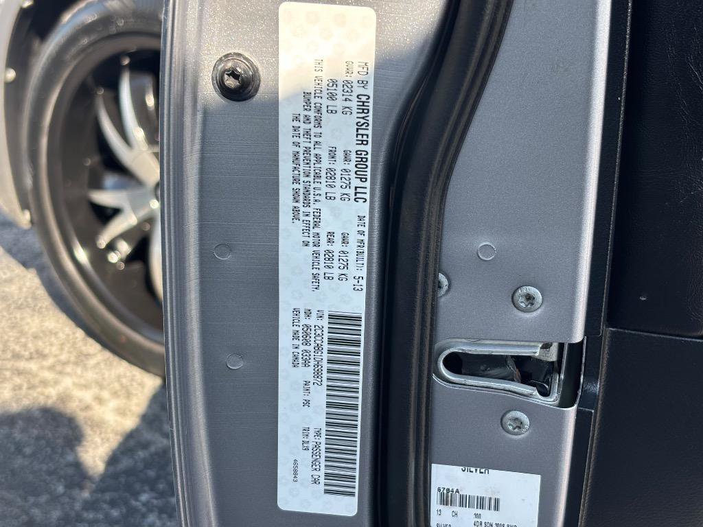 Used 2013 Chrysler 300 S RWD image 41