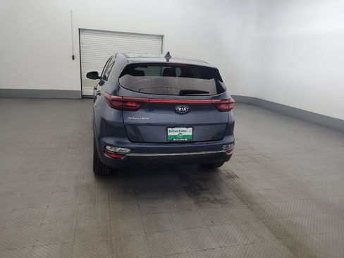 Used 2020 Kia Sportage LX AWD/4WD image 6