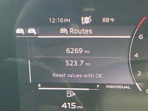 Certified 2025 Audi Q5 Premium Plus w/ Premium Plus AWD/4WD image 24