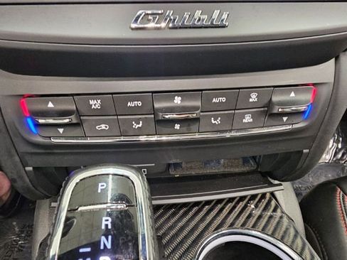 Used 2019 Maserati Ghibli S GranSport Q4 image 18