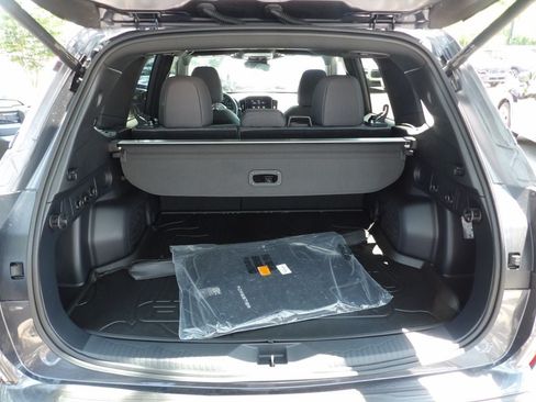 Used 2026 Subaru Forester Premium AWD/4WD image 26