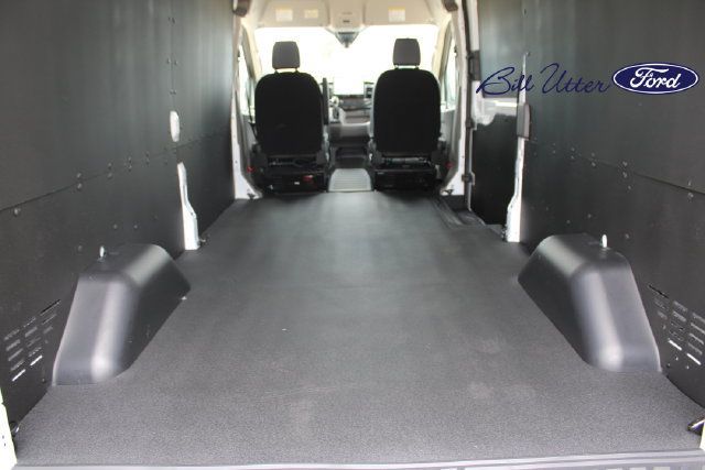 New 2026 Ford Transit 250 148 Medium Roof w/ Load Area Protection Package RWD image 6