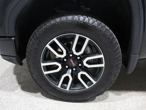 Used 2025 GMC Sierra 1500 AT4 w/ AT4 Preferred Package image 10