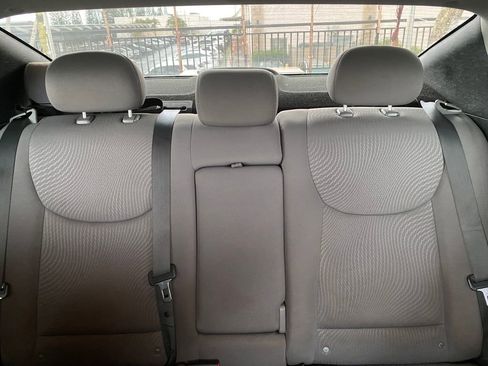 Used 2016 Hyundai Elantra SE w/ Option Group 02 FWD image 18
