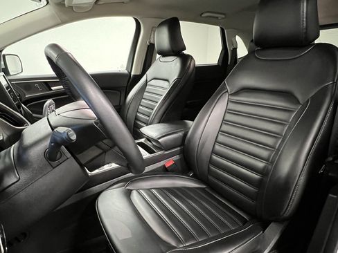 Used 2024 Ford Edge SEL image 22