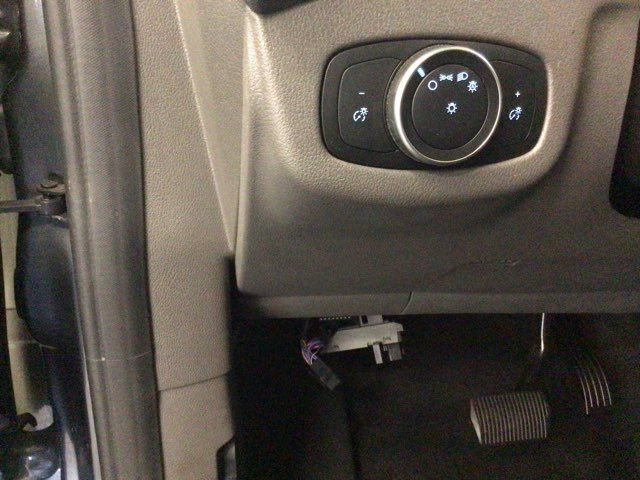 Used 2020 Ford Transit Connect XL FWD image 18