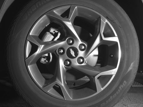 Used 2025 Chevrolet Trax LT w/ LT Convenience Package FWD image 12