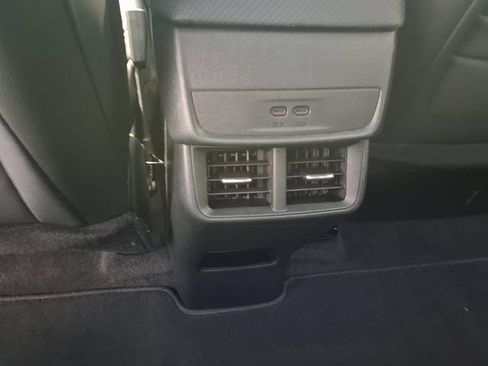 Used 2026 Chevrolet Equinox LT AWD/4WD image 21