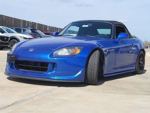 Used 2006 Honda S2000 image 2