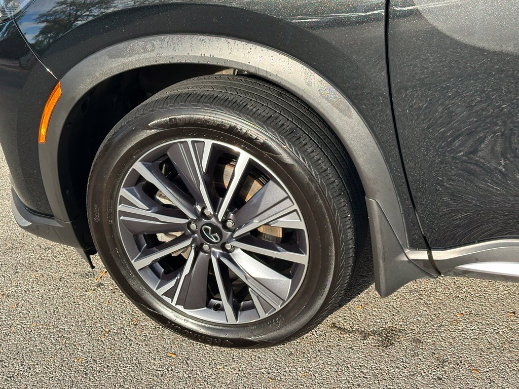 Used 2026 INFINITI QX60 Luxe w/ Cargo Package FWD image 11