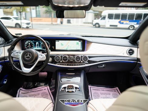 Used 2018 Mercedes-Benz S 560 Sedan image 14