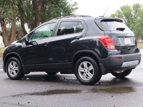 Used 2015 Chevrolet Trax LT w/ LT Sun and Sound Package AWD/4WD image 7