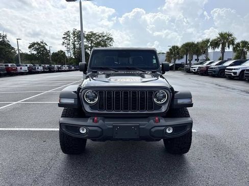 Used 2026 Jeep Gladiator Rubicon AWD/4WD image 8